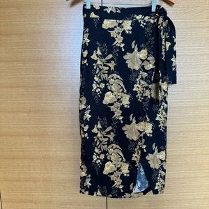 New Women's Reformation Florence Wrap Midi Linen Skirt Floral Med